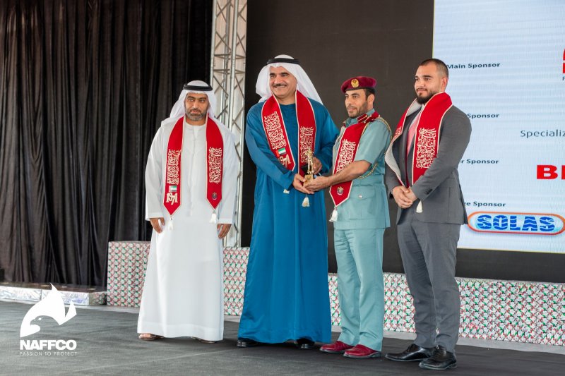 NAFFCO group CEO Eng. Kalid Al Khatib recieving an Award from Brig. Rashid Khalifa ALFalasi and Col.Expert Ali Hassan Almutawa